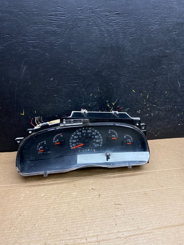 2001 - 2002 Ford Econoline E250 E350 Van Speedometer Instrument Cluster w1707 DG