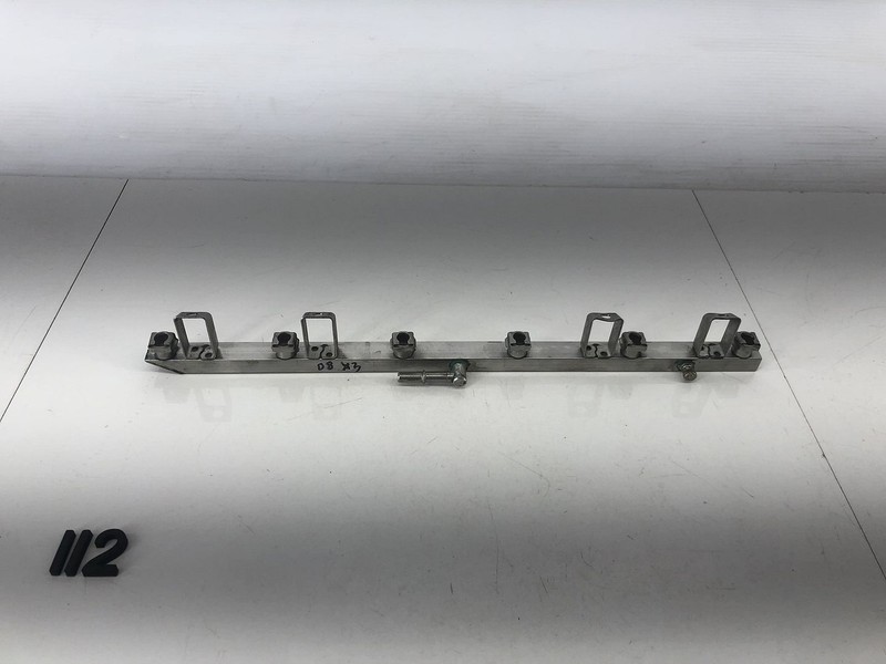 07-12 BMW X3 E83 3.0L L6 N52 GAS ENGINE FUEL INJECTION RAIL RAMP TUBE OEM