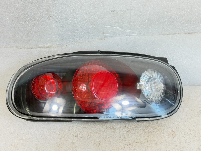 1994 MAZDA MIATA MX5 TAIL LIGHT NOT OEM PAIR LEFT & RIGHT #024
