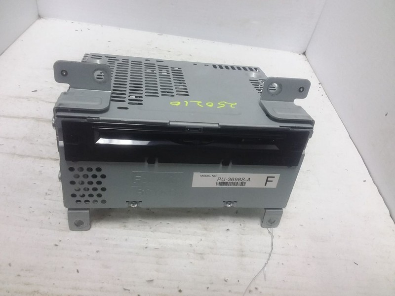 Radio Receiver AM FM CD Single Disc Fits 18 MUSTANG JR3T-19C107-JA