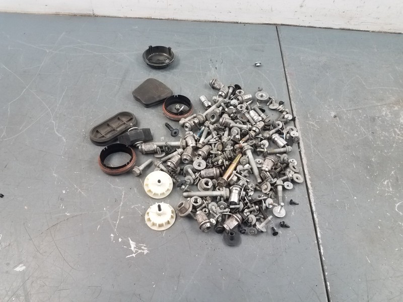 2013 Chevy Corvette Grand Sport Misc Bolts / Hardware #1645 G6