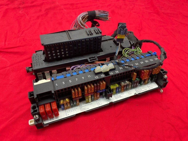 1999-06 BMW E46 E83 M3 X3 Fuse Relay Distribution Junction Box Module Unit OEM✅