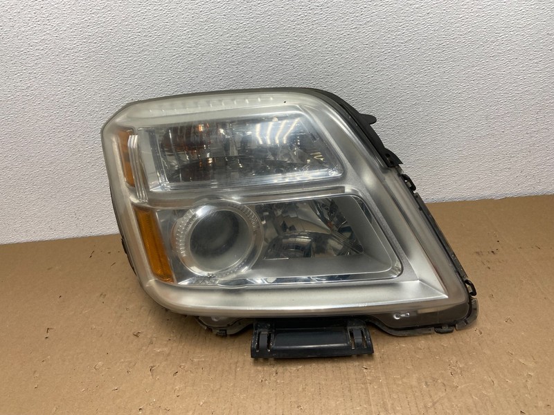 2010 to 2015 GMC Terrain Halogen Passenger Right Rh Side Headlight Oem AB6558 DW