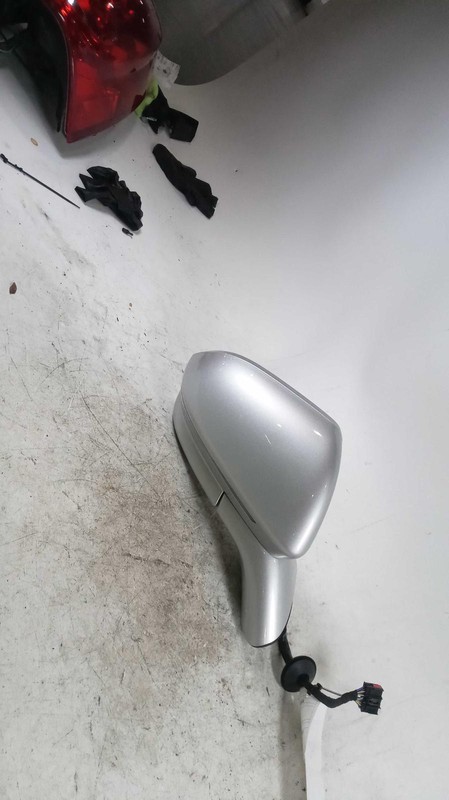 2019 Lincoln Nautilus Right Door Mirror Assembly Grey OEM Used 679822