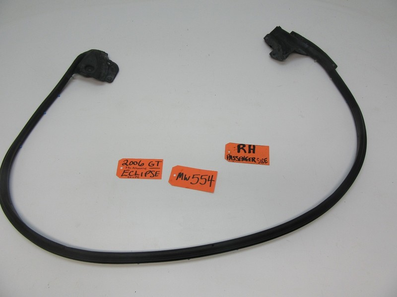 fits RUBBER SEAL DOOR PANEL WEATHER STRIP RIGHT RH PASSENGER SIDE CAR ECLIPSE GT