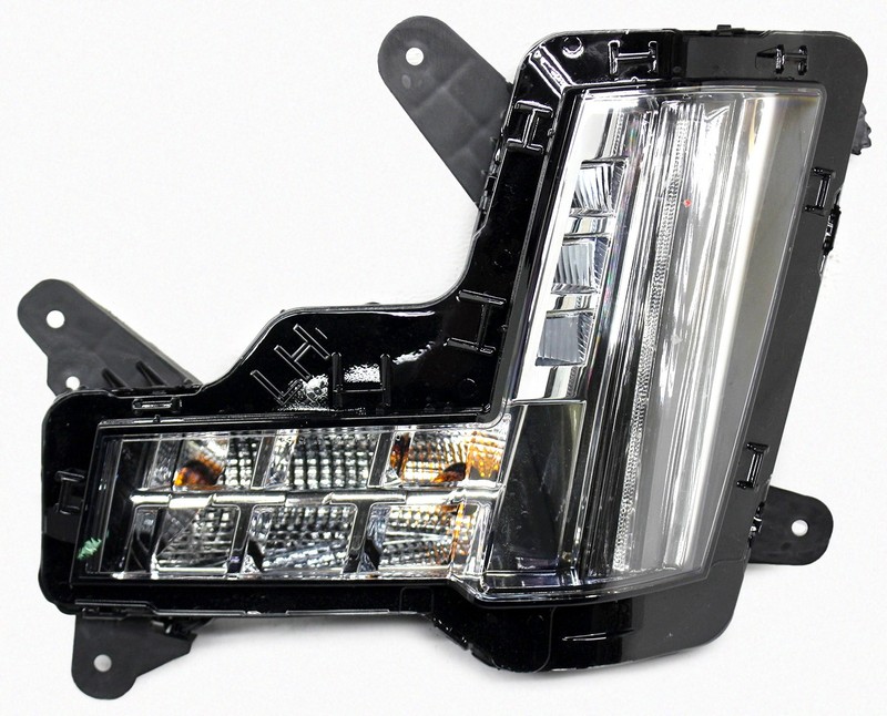 OEM Left Driver Side Fog Lamp For Cadillac Escalade, ESV 84575577, Tab Missing