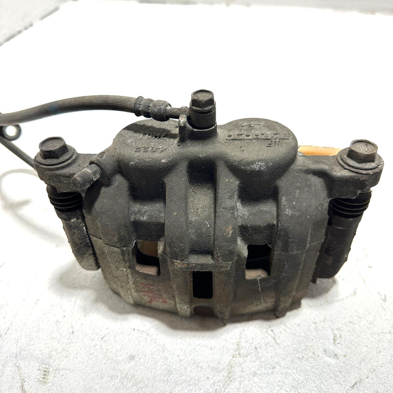 ACURA MDX 2017-2020FRONT RIGHT PASSENGER SIDE BRAKE CALIPER OEM