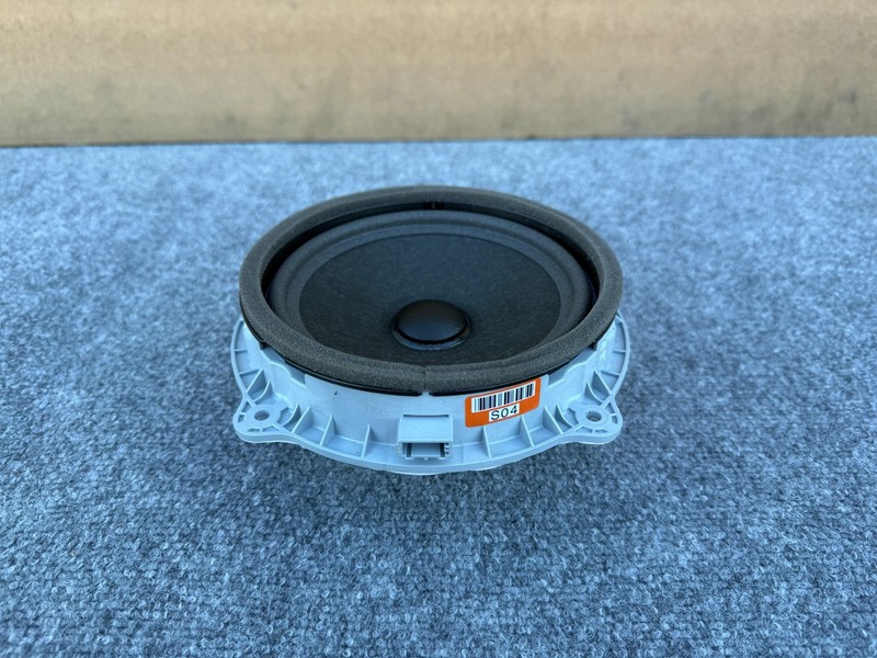 GENESIS GV70 2022-2026 OEM LEFT OR RIGHT DOOR AUDIO SOUND SPEAKER BANG & OLUFSEN