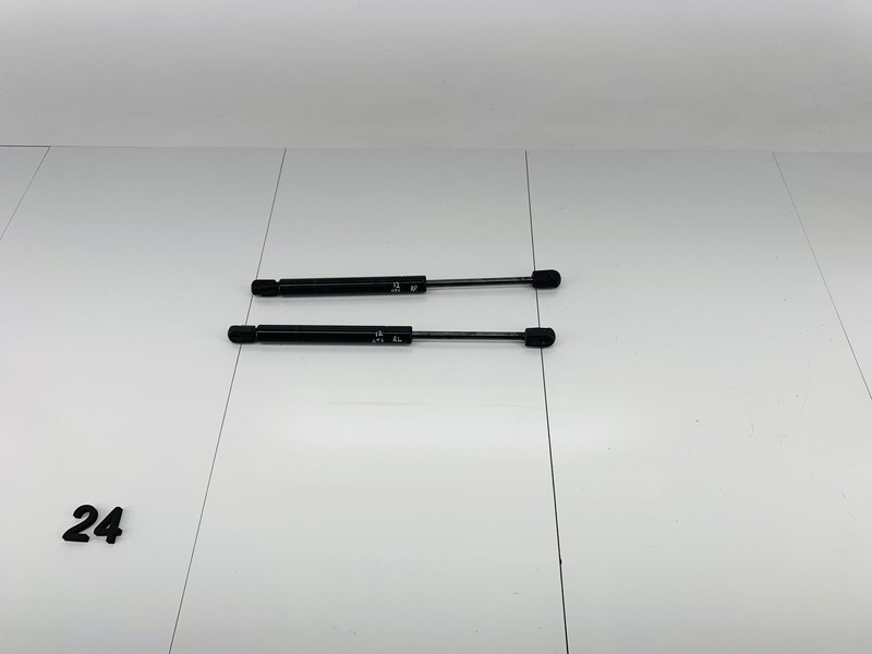 08-15 CADILLAC CTS REAR LEFT & RIGHT SIDE TRUNK LID LIFT CYLINDER SUPPORT OEM