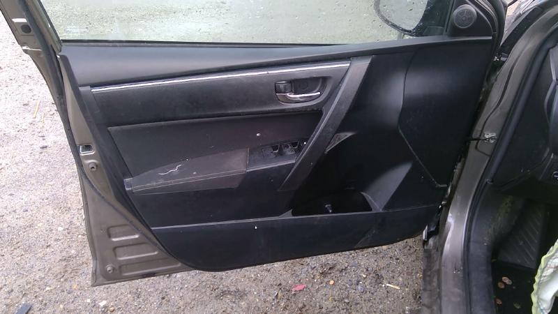 Front Door Trim Panel TOYOTA COROLLA Left 18 19 17 16 15 14