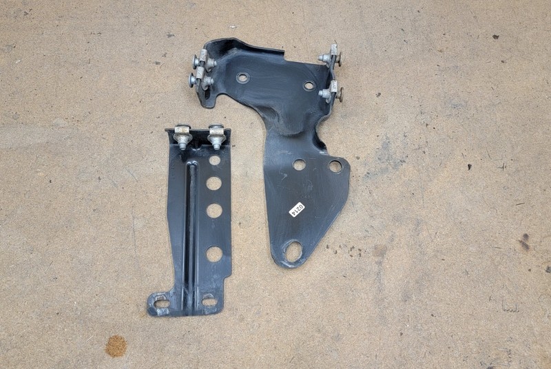 2015 2016 2017 Chevrolet Colorado Rear Bumper Brackets Left LH Side Lower OEM