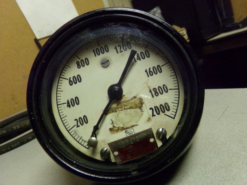 Cadillac Motor Car Division 2000 Gauge 3010-ABLE to Mount *FREE SHIPPING*