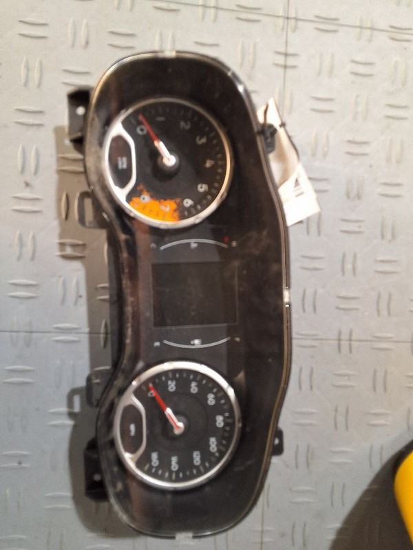 Speedometer Cluster Tachometer 160 MPH Fits 15-17 RENEGADE 3441781