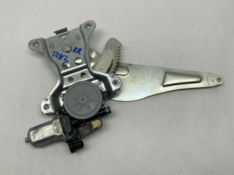 Right Passenger Rear Door Window Regulator Motor Fits 2007-2013 Suzuki SX4 83308