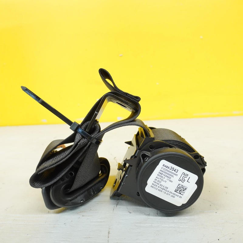 2022-2024 CHEVROLET TRAVERSE REAR 3RD ROW LEFT SEATBELT RETRACTOR OEM 84863543