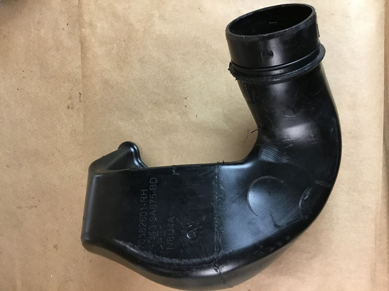 Aston Martin DB9 GT 2016 6.0L Engine Right Air Intake Hose Pipe Duct 13-16 ;:Y