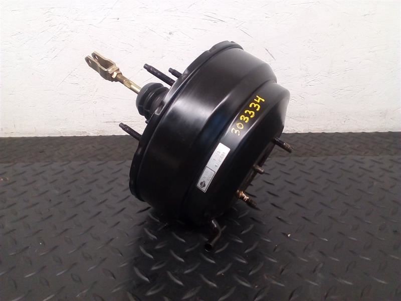 88-92 Nissan Pickup 4x2 Power Brake Booster OEM 47210-92G02