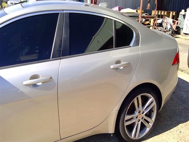 Driver Rear Side Door Chrome With Black Accent Trim Fits 17-19 XE 569612