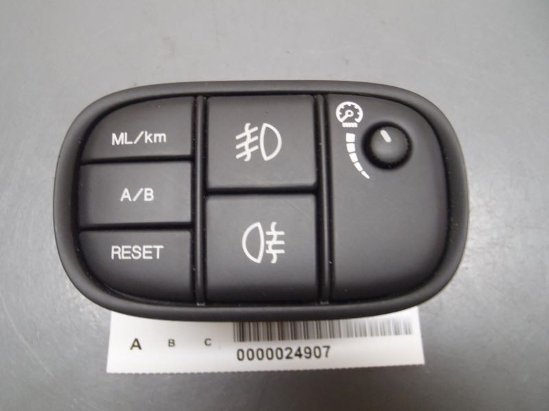 Fog Light Dimmer Trip Reset Switch XR838476 Fits 2002-2008 Jaguar S Type 52503