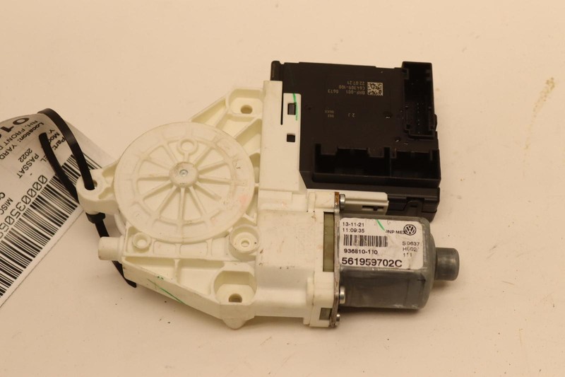16-22 VOLKSWAGEN VW PASSAT FRONT RIGHT DOOR WINDOW REGULATOR MOTOR W/ MODULE OEM