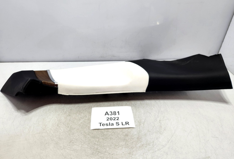 ✅ 21-25 OEM Tesla Model S Rear Right Passenger C Pillar Middle Wood Cover Panel