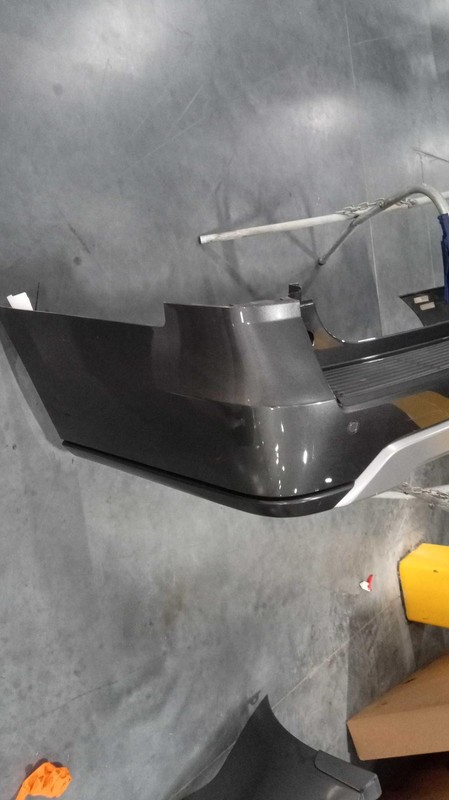 2018 Ford Expedition Grey Rear Bumper Assembly OEM JL1Z17808APTM 58000 Mi