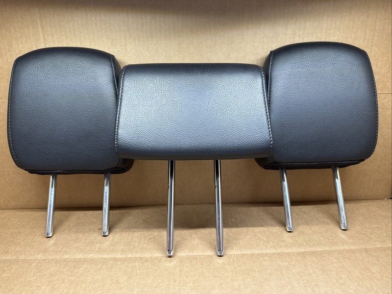 2013-2019 Ford Flex Rear 2nd Row Black Leather Headrest Set Head Rest OEM