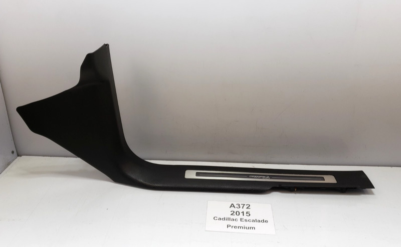 ✅ 15-20 OEM Cadillac Escalade Front Right Passenger Door Sill Scuff Plate Trim