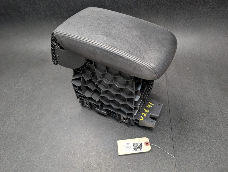 Center Console Armrest Lid w/ Storage Box 2015 Volkswagen Passat 2014 2016 2017