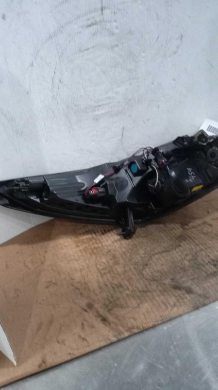 2019 Chevrolet Blazer Right Tail Light Assembly Red 706750 Used 32K Mi