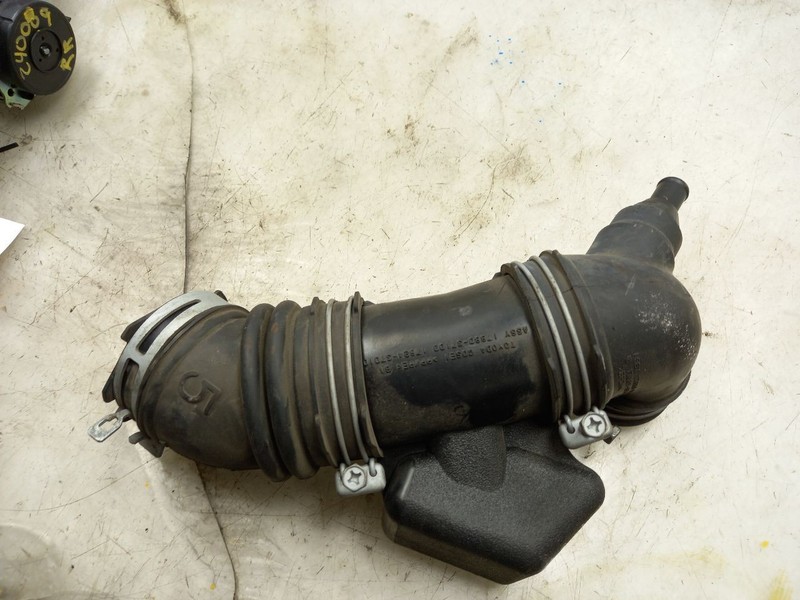 13 TOYOTA PRIUS 1.8L AIR TUBE RESONATOR