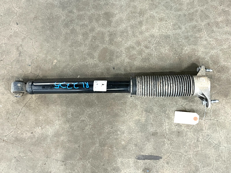 ⭐17-23 TESLA MODEL 3 REAR LEFT DRIVER SHOCK STRUT ABSORBER BRACKET OEM LOT2725
