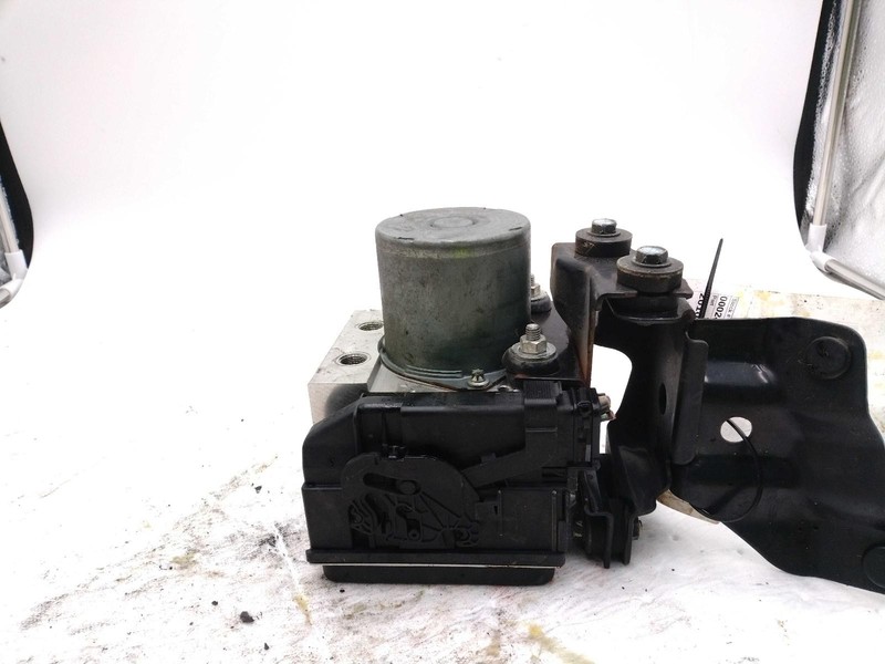 2010 INFINITI G37 ABS Pump & Motor Assembly OEM 476601NF8C Used 286K Miles