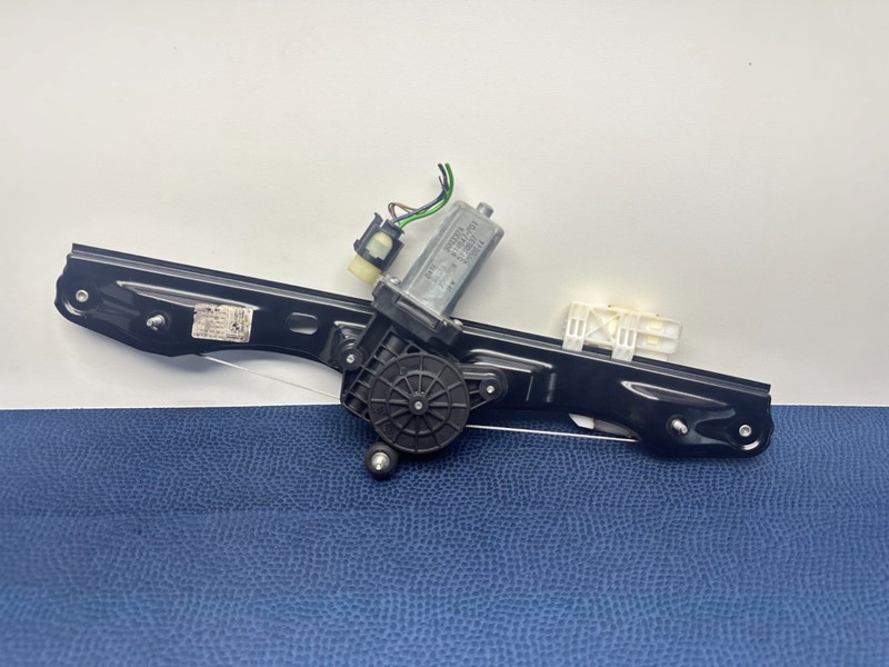 BMW 320i 328i 335i 340i F30 F31 Rear Left Driver Side Window Regulator Motor OEM