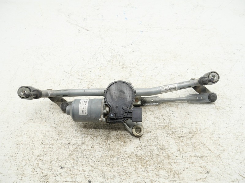 2015-2022 Ram ProMaster City Front Wiper Motor Linkage Assembly 090243537