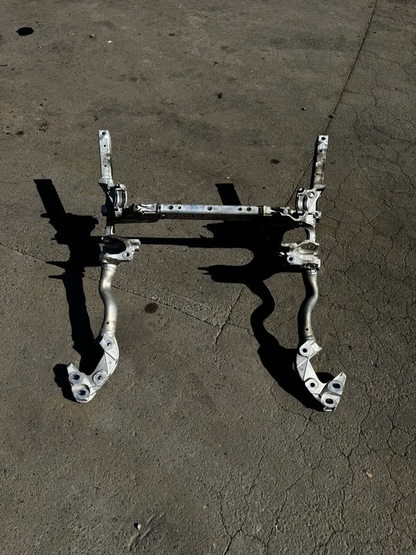 2017 - 2022 AUDI Q7 3.0L AWD FRONT UNDERCARRIAGE CROSSMEMBER SUBFRAME OEM
