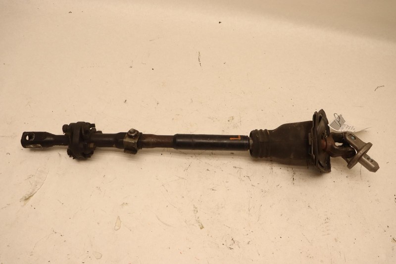 2015-2020 CHEVY/GMC SUBURBAN STEERING SHAFT INTERMEDIATE JOINT OEM