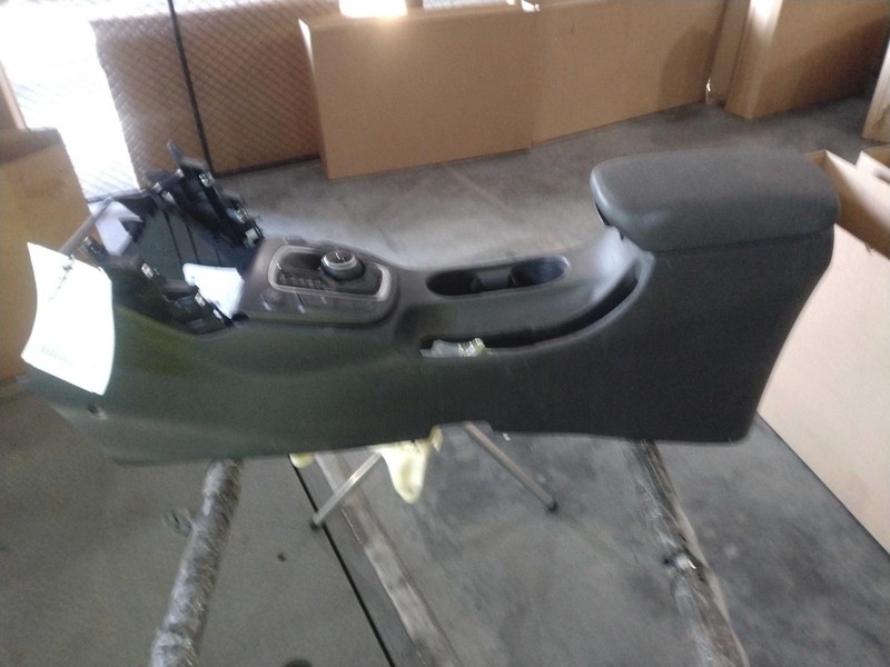 2020 Hyundai Kona OEM Center Console Black Good Condition 666361