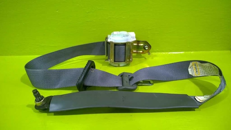 00 HONDA PASSPORT PASSENGER RIGHT FRONT SEAT BELT RETRACTOR OEM 2998-34