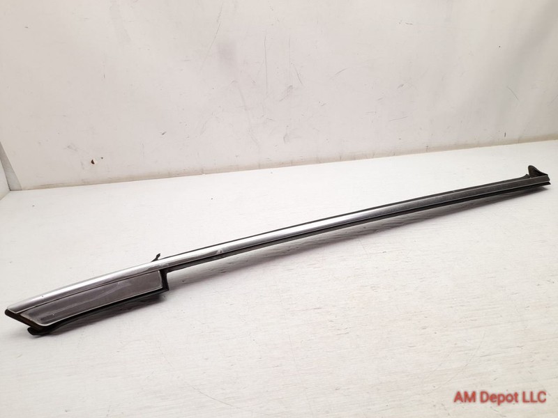 2007 BMW 335i 335xi 328xi 328i E93 Convertible Rear Left Glass Finisher Trim