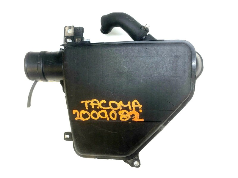 2016 2019 TOYOTA TACOMA 2.7L EXHAUST RESONATOR ASSY OEM