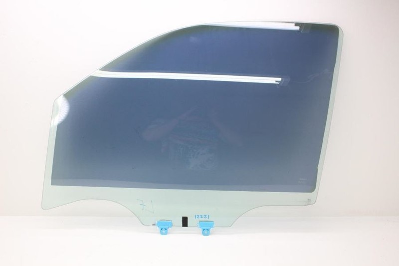 2005-2019 Nissan Frontier Driver Left Front Door Window Glass
