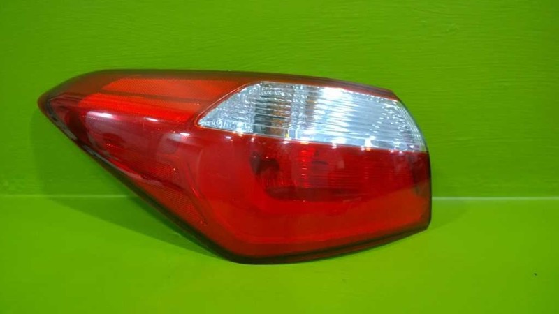 14 15 16 FORTE SDN DRIVER LEFT QUARTER TAILLIGHT LAMP OEM 3768-27