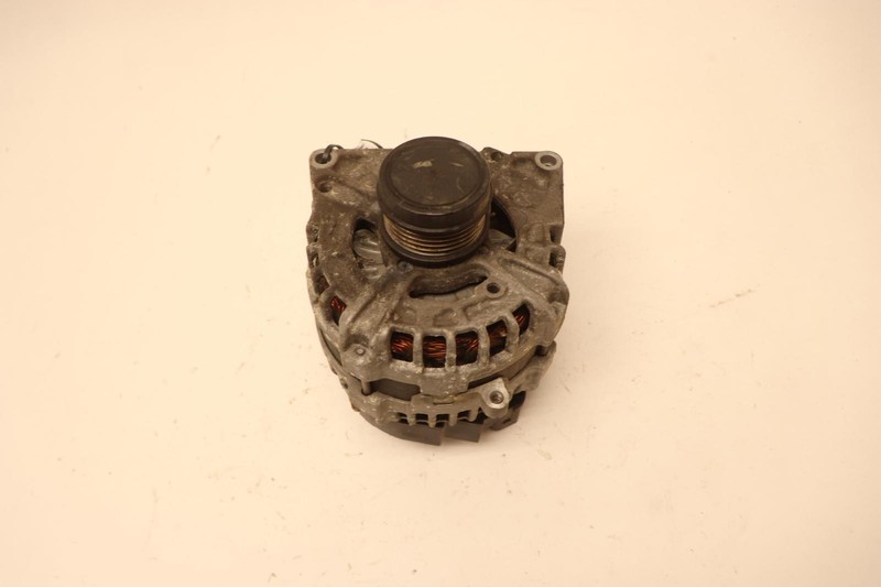 2014-2019 MERCEDES CLA 250 C117 2.0L ENGINE ALTERNATOR GENERATOR OEM