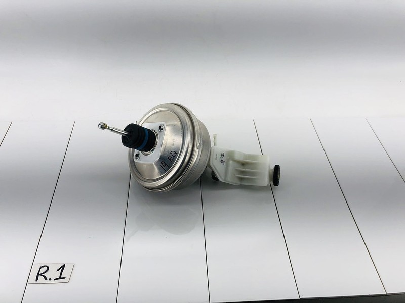 18-22 CHEVROLET EQUINOX POWER BRAKE BOOSTER & MASTER CYLINDER W/ RESERVOIR OEM