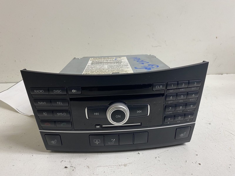 2011 Mercedes E350 Sedan Radio Stereo A 212 900 86 09