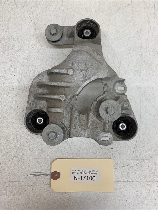 ⚡️17-20 Tesla 3 A/C Air Compressor Mount Bracket Support 1110711-00-A 17100 S27