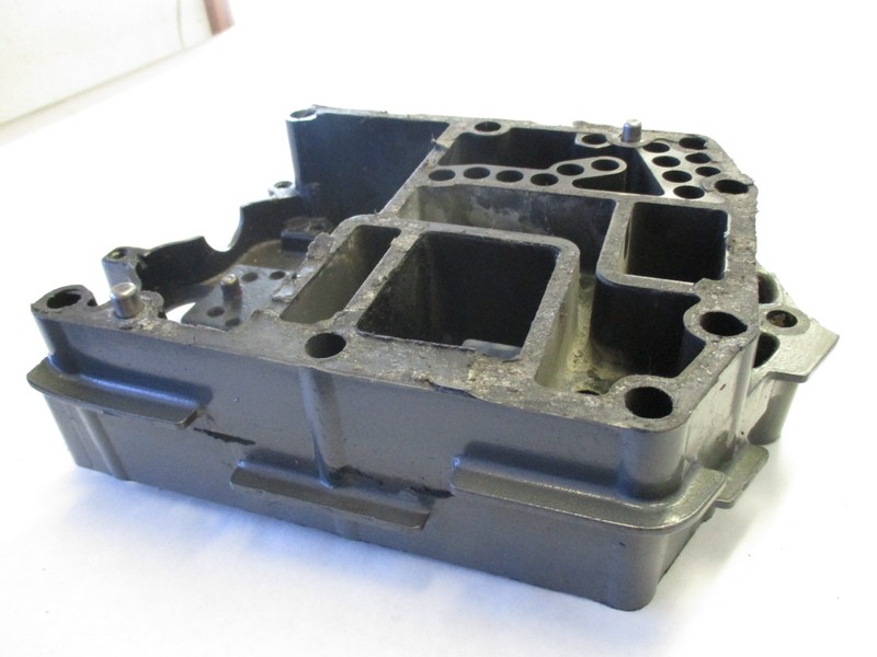42954A4 Mercury Mariner Outboard 115 Hp Gray Exhaust Plate 1988-1993