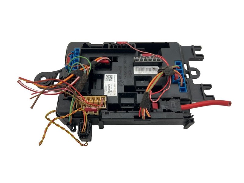 2015-2019 BMW 335i Rear Cabin Fuse Relay Box Junction Block