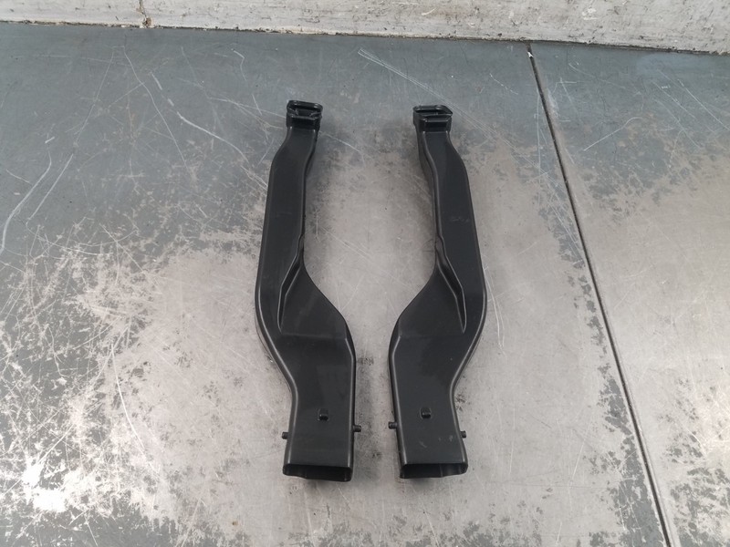 2017 Mercedes AMG C 63 S Air Intake Duct Pipes #3490 C5